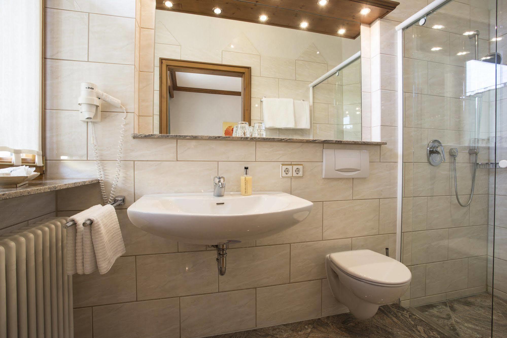 Meiser Rosenstuben Hotel Фіхтенау Екстер'єр фото